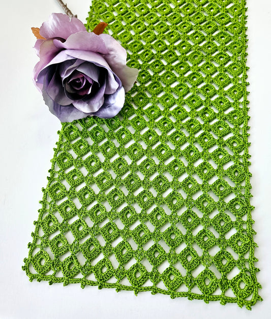 Roundabout Table Runner PDF Crochet Pattern