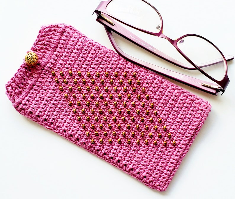 Beaded Eyeglass Case PDF Crochet Pattern