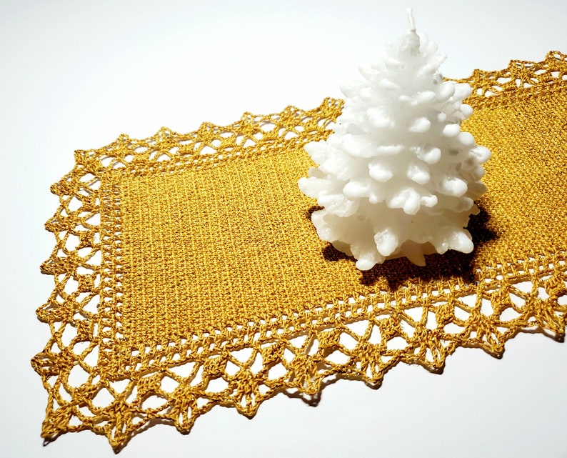 Festive Table Runner PDF Crochet Pattern