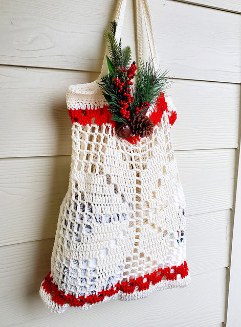 Christmas Shopper PDF crochet pattern