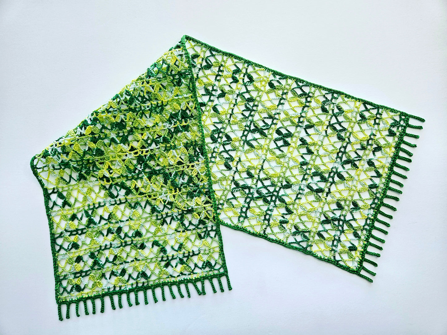 Clover Table Runner PDF Crochet Pattern