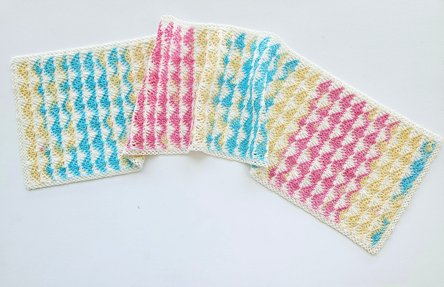 Ripple Waves Table Runner PDF Crochet Pattern