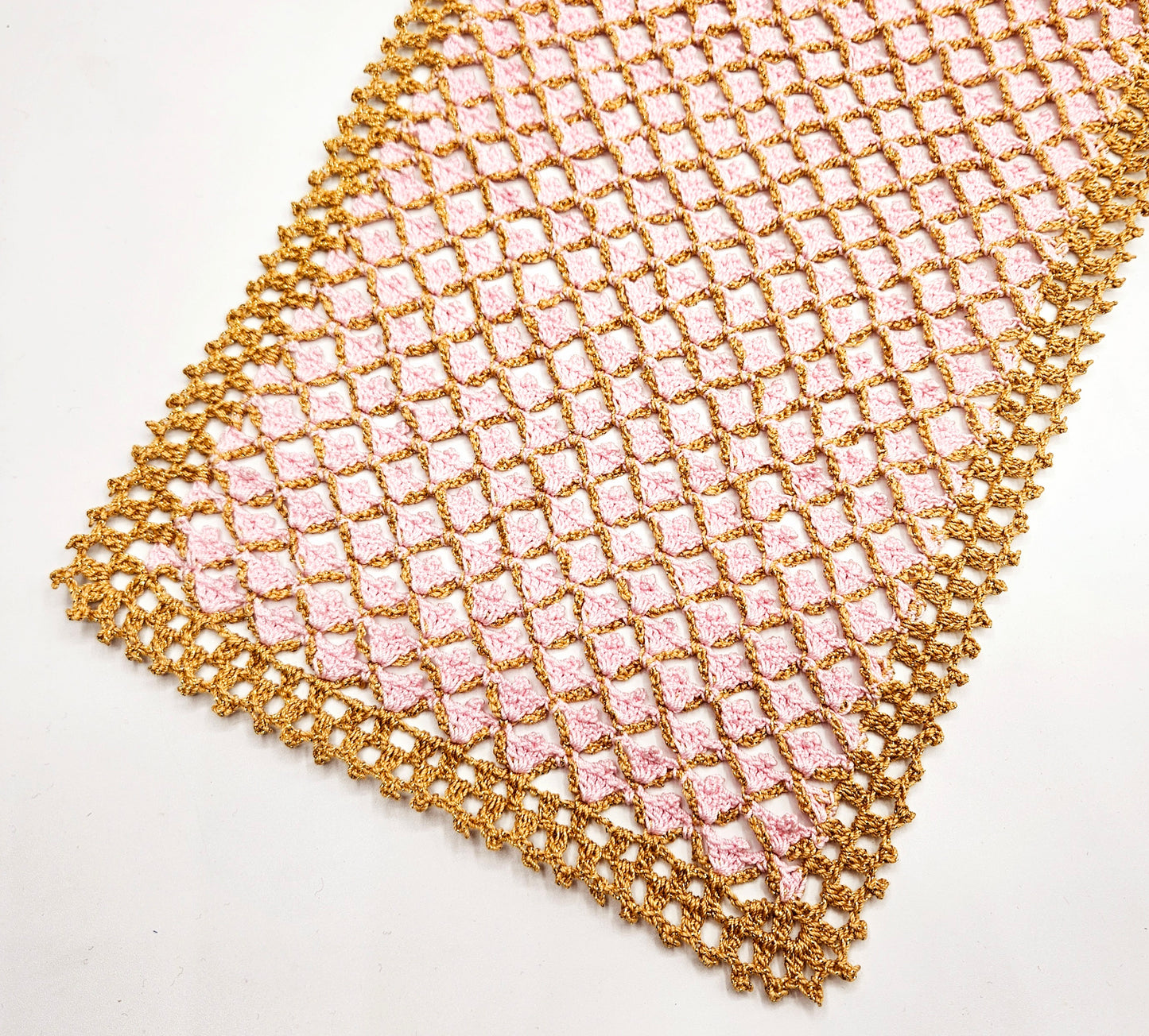 Rose Gold Table Runner PDF Crochet Pattern