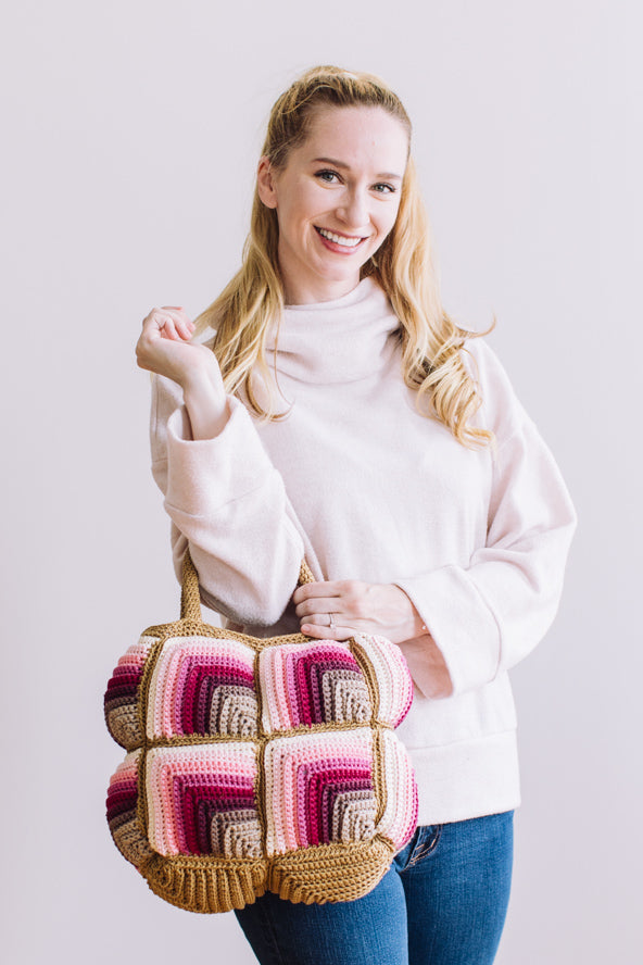 Blush Blizzard Puffer Purse PDF Crochet Pattern