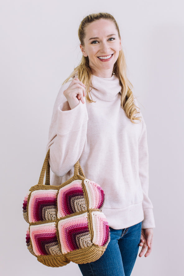 Blush Blizzard Puffer Purse PDF Crochet Pattern