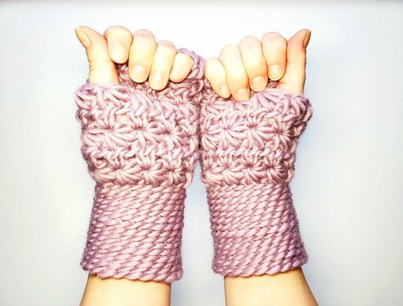 Star Stitch Fingerless Mittens PDF Crochet Pattern