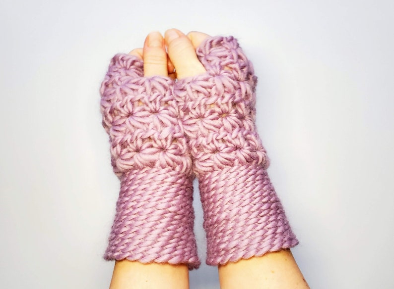 Star Stitch Fingerless Mittens PDF Crochet Pattern