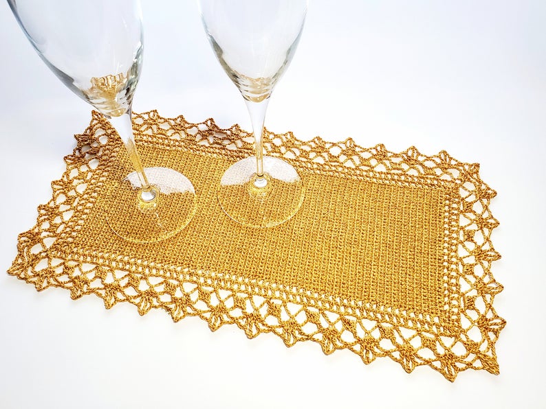 Festive Table Runner PDF Crochet Pattern