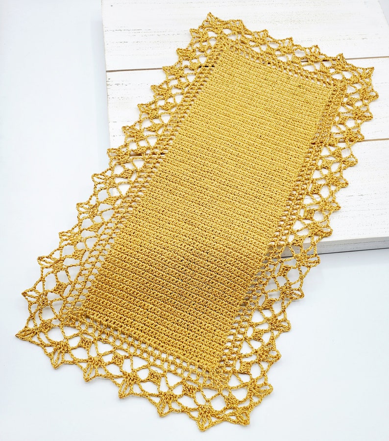 Festive Table Runner PDF Crochet Pattern